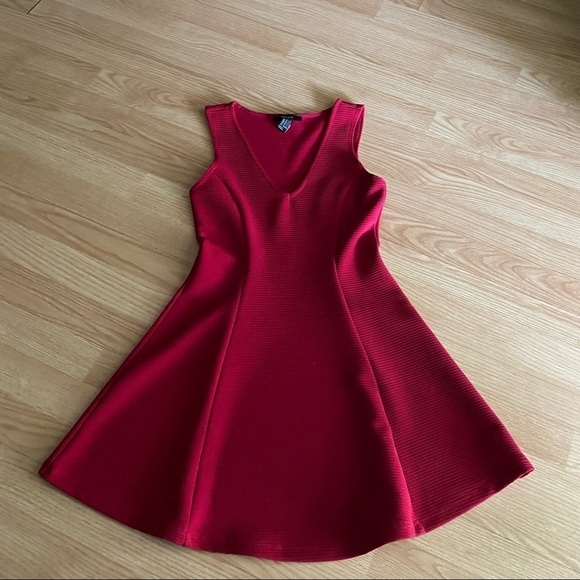 Forever 21 Red V-Neck Fit and Flare Dress Small - Picture 1 of 7